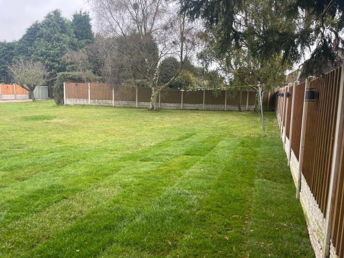 Detached Bungalow II Big Garden II Pet Friendly Hednesford Exterior foto